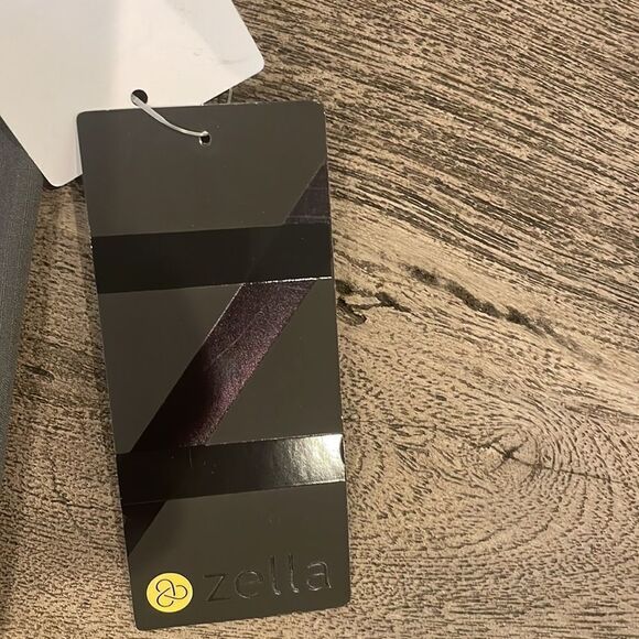 NWT Zella short sleeve shirt Grey Magnet size medium - Picture 5 of 11